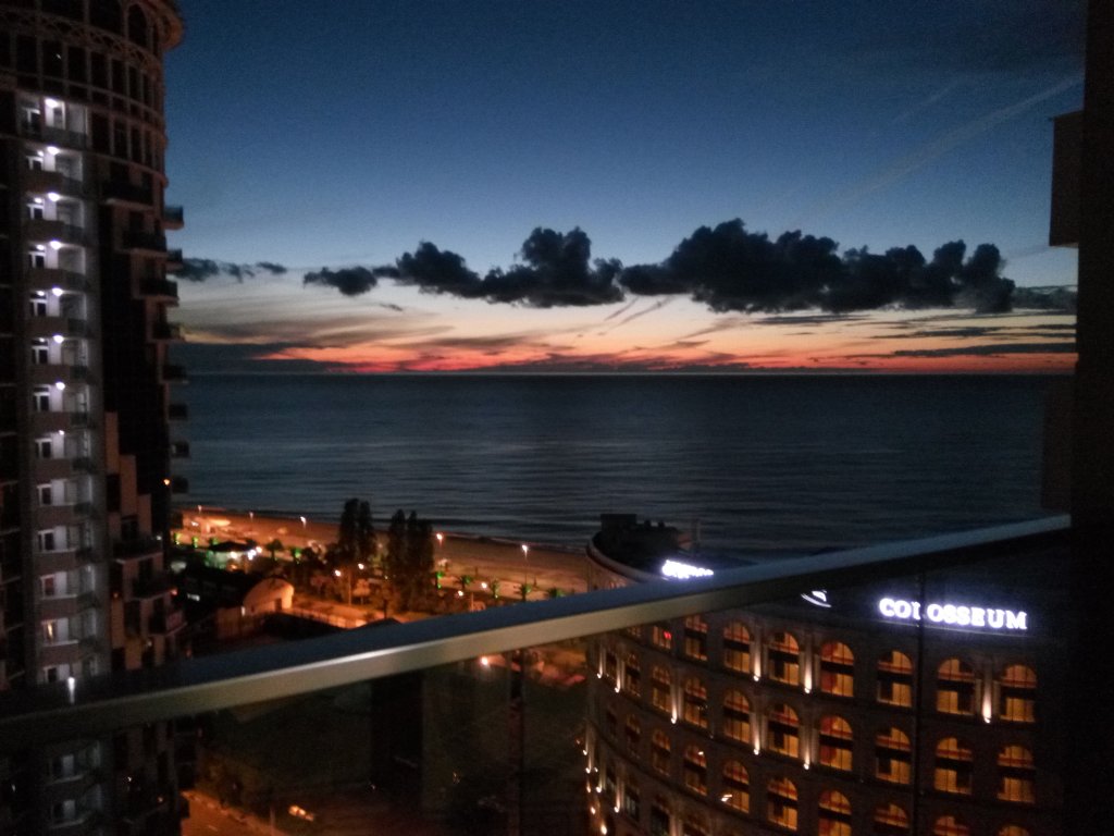 Грузия. Батуми. Отель Grand Royal ApartHotel