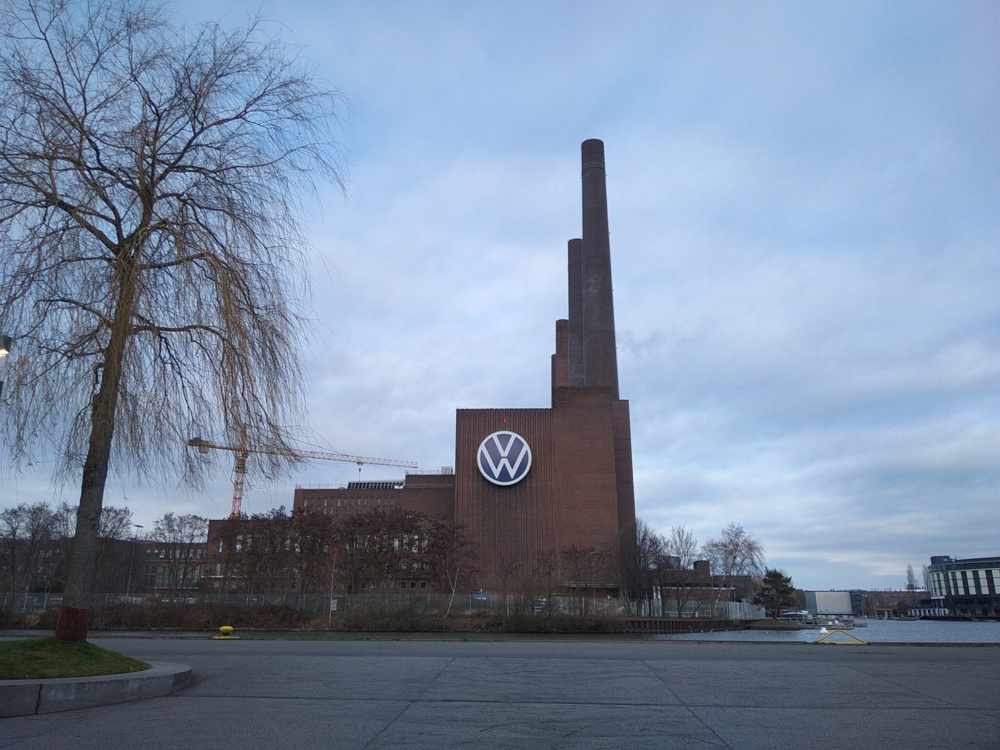 Завод VW